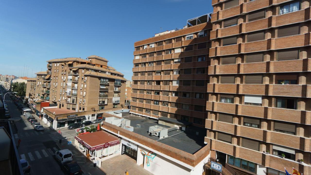 Rentalsevilla Coqueto Apartamento Con Terraza Privada Экстерьер фото